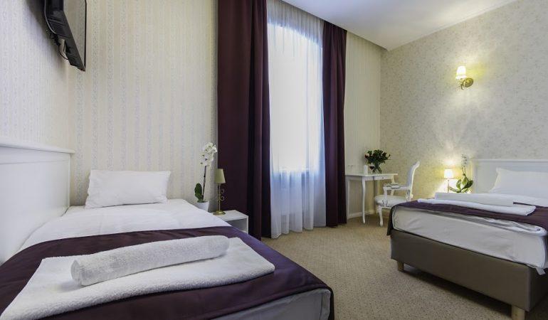 Hotel Court Park Nysa Luaran gambar